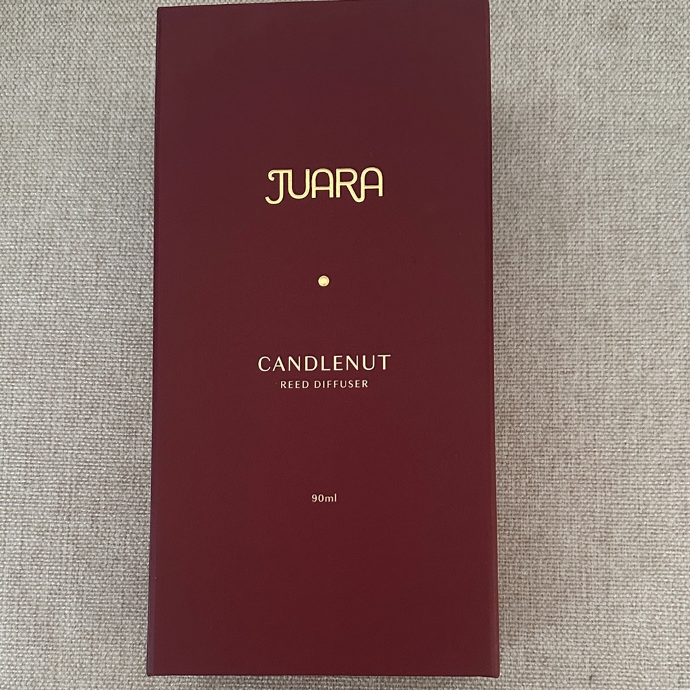 Candlenut Reed Diffuser - Elegant Red